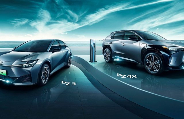 Toyota: árthat a túl gyors átállás a villanyautókra