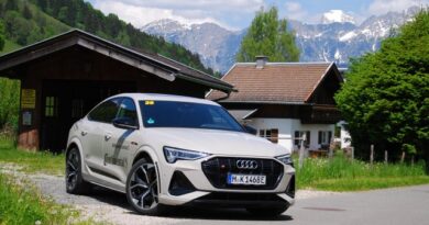 500 lóerős Audi e-tronnal az Alpokban: ilyen a hanyatló nyugat?