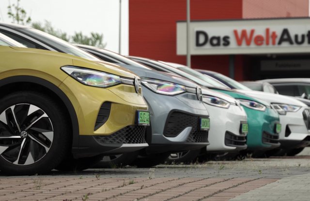 Minden, amit az autók átírásáról tudnod kell!