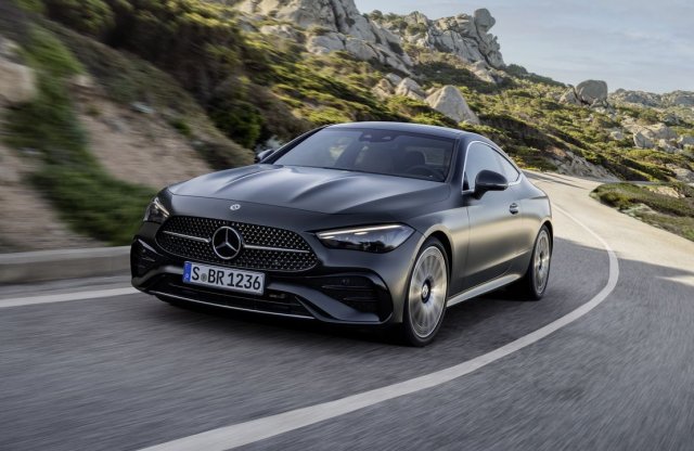 Minek nevezzelek? Elegáns kettősség a Mercedes új kupéjában