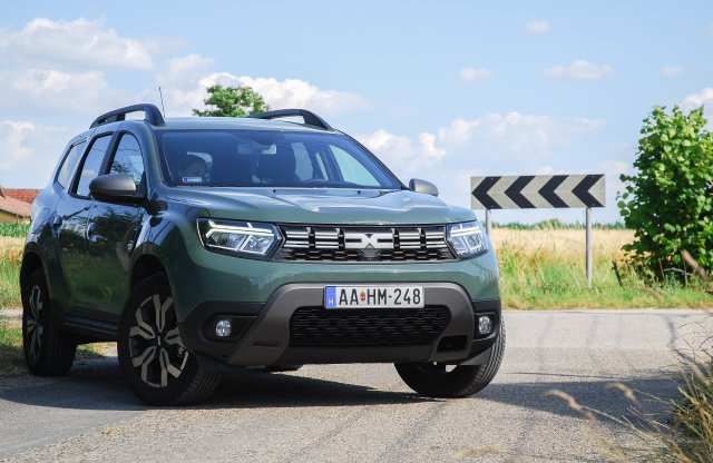 Teszten a dízel Duster: régi értékek az új logó mögött?