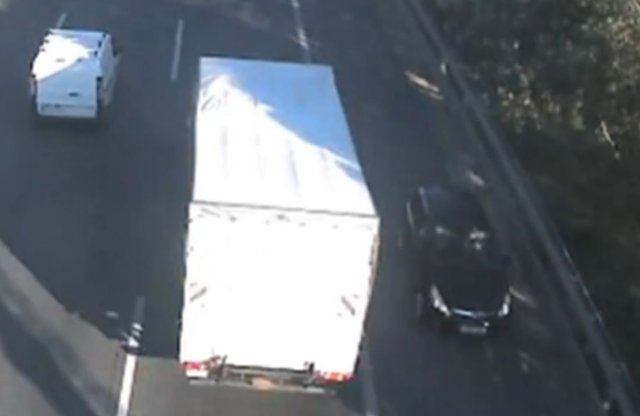 Ismét a menetiránnyal szemben hajtott fel egy autós az M0-ra