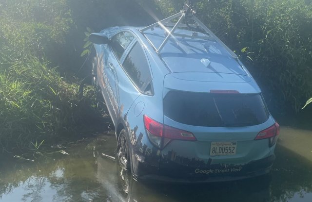 160-nal menekült a rendőrök elől a Google autója