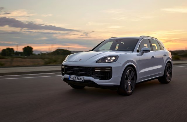 Bemutatták minden idők legerősebb Porsche Cayenne-jét!