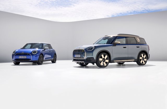 Itt van az új Mini kicsiben és nagyban is!