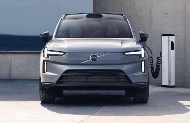 Hivatalos: befejezi a dízelmotoros autók gyártását a Volvo!