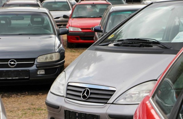 Ennél már nem lehet rosszabb? Kritikusan öreg a magyar autópark