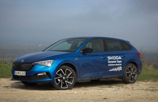 Sportautó, vagy csak színjáték? Próbán a Škoda Scala Monte Carlo