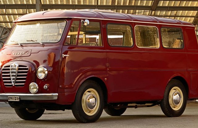 Egy kisbusz piacra dobását fontolgatja az Alfa Romeo