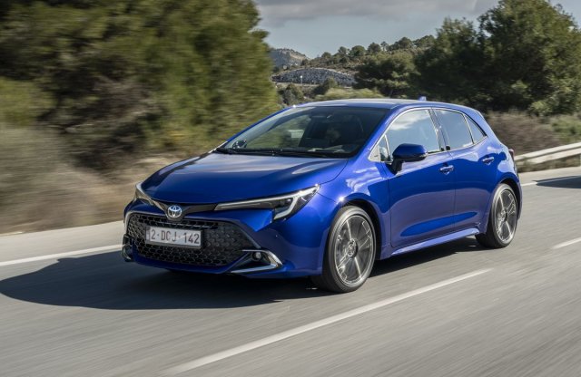 Októberben ismét a hazai újautó-piac élén a Toyota és a Suzuki