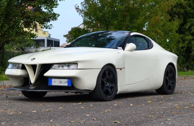 Kemény munkával sikerült létrehozni egy csúnya Alfa Romeót