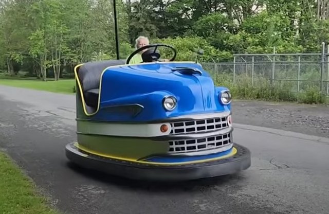 Unatkozott a Covid alatt, ezért épített egy utcai dodzsemet