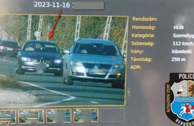 112 km/órával száguldozott Szolnokon, kikapták a forgalomból