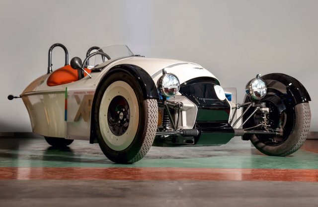 Nincs ki mind a négy kereke a Morgan elektromos autójának