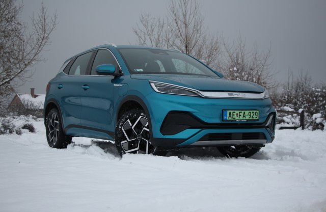 Ezért lesznek bajban az európai autógyártók! - BYD Atto 3 teszt