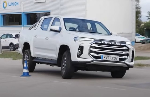 Így viselkedett a kínai villany-pickup a jávorszarvasteszten!