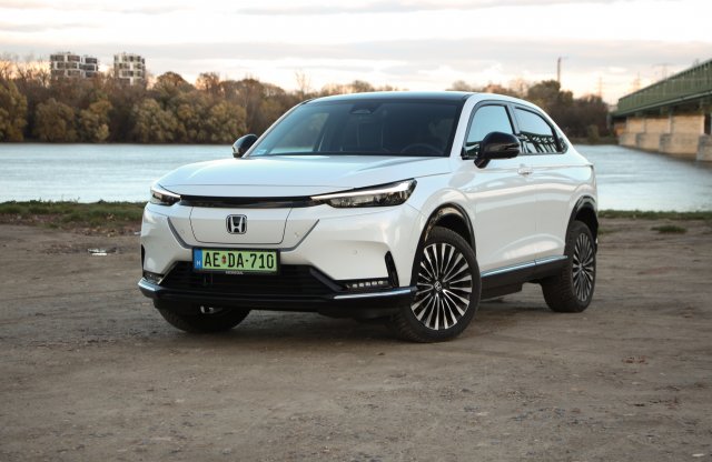 Teszten a Honda második villanyautója!