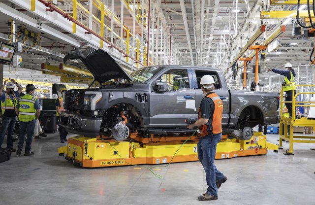 Már az USA is aggódik a kínai autóipar terjeszkedése miatt