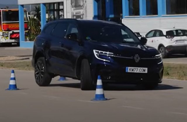 Mit tud az új Renault Espace a jávorszarvasteszten?
