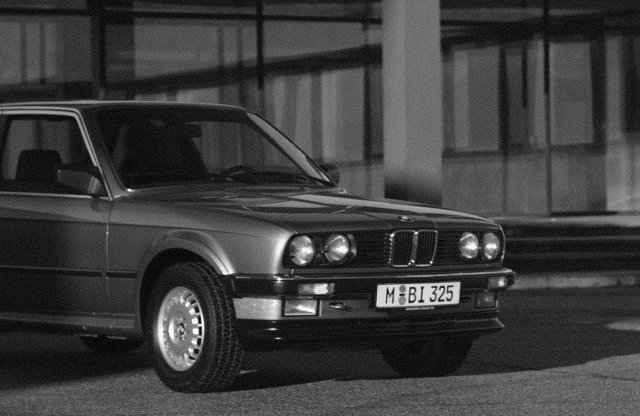 Megható kisfilmmel kíván boldog karácsonyt a BMW