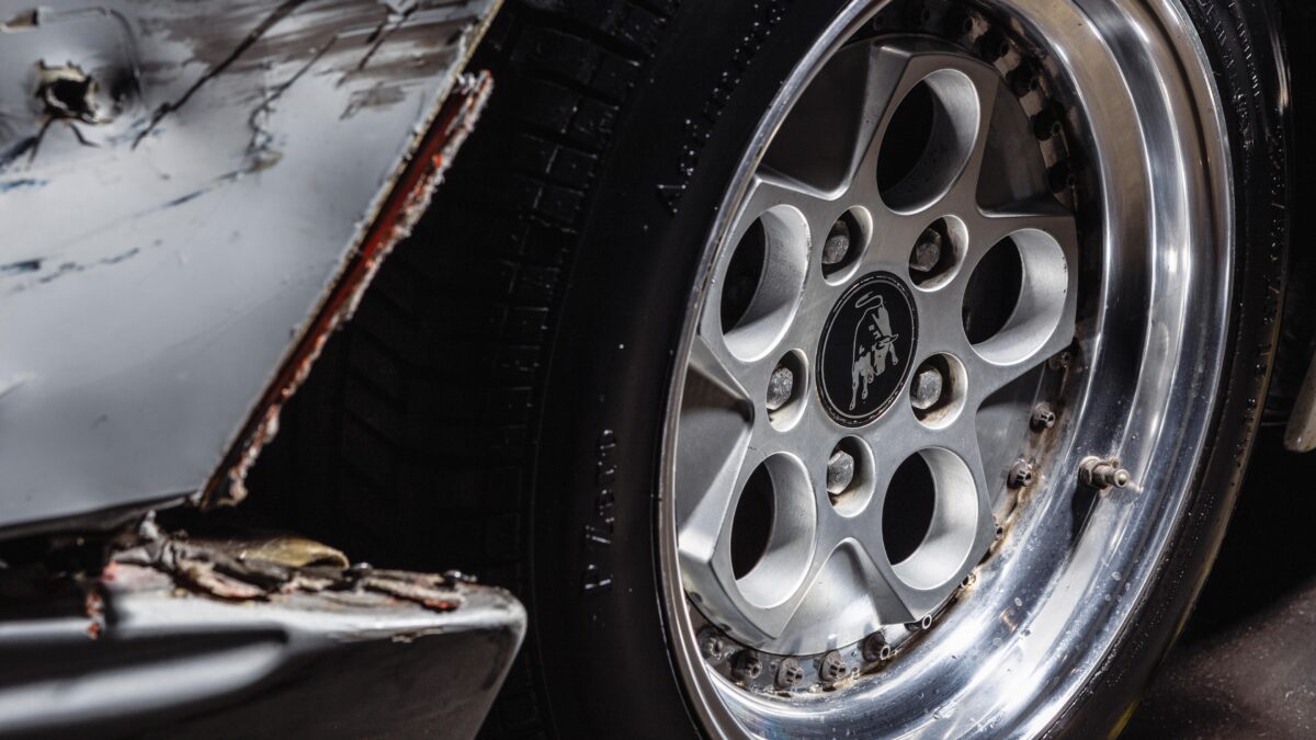 LAMBORGHINI COUNTACH