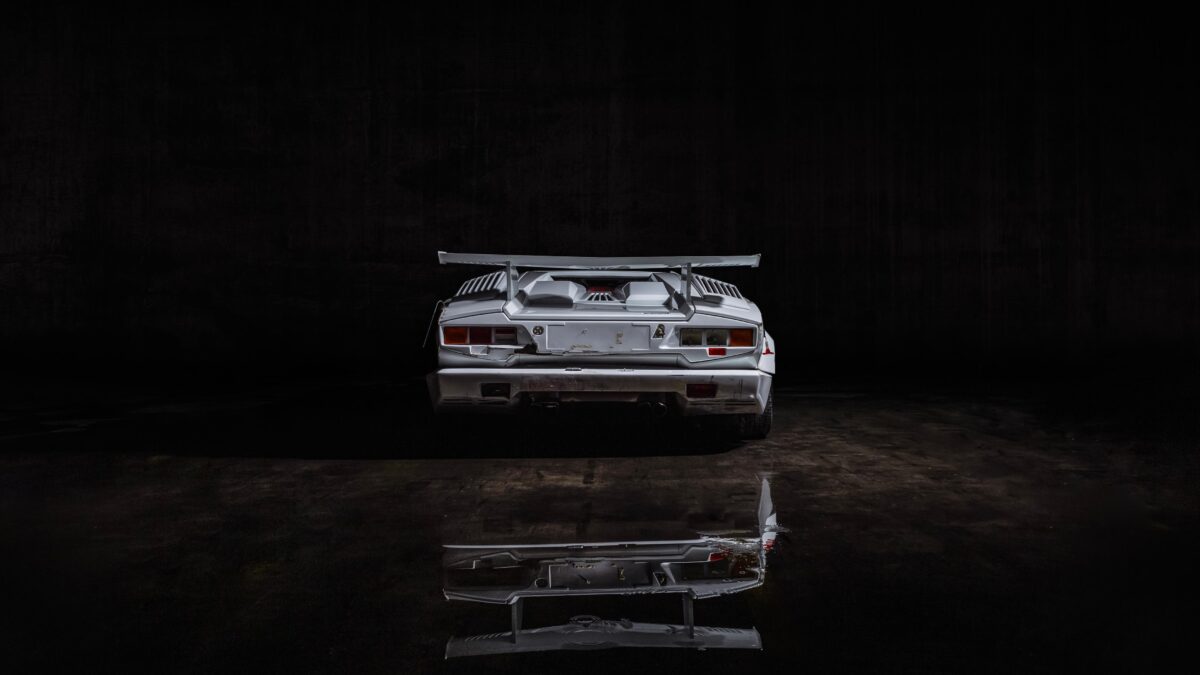 LAMBORGHINI COUNTACH