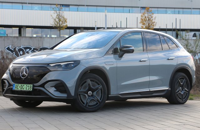 Mit tud ez a villanyos csillagos? – Mercedes EQE SUV teszt