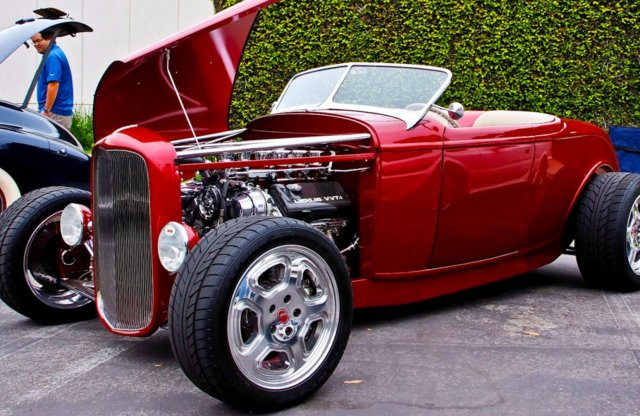 Egészen eddig a Lexus hot rodig nyúlnak vissza az LFA gyökerei