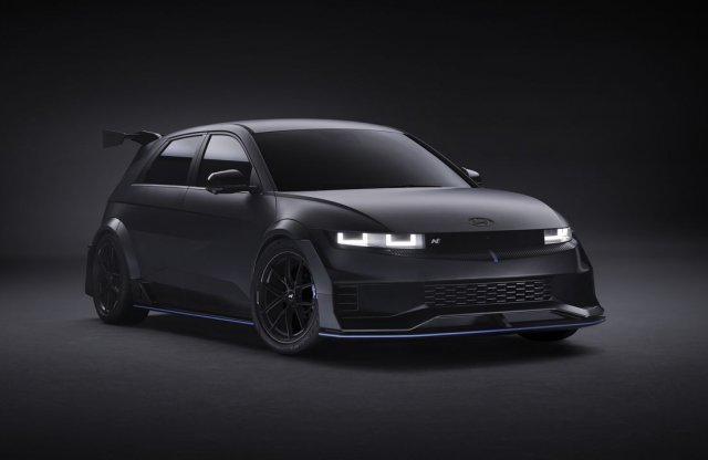 Még tovább hegyezi a sportos villanyautóját a Hyundai