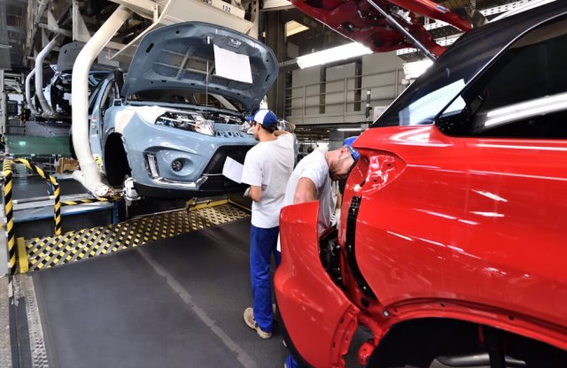 Itthon is szünetel a Suzukik gyártása