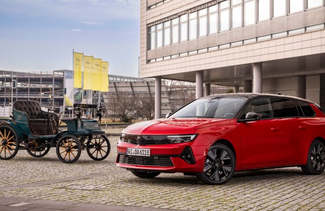 A varrógéptől az automobilig: 125 éve gyárt autókat az Opel