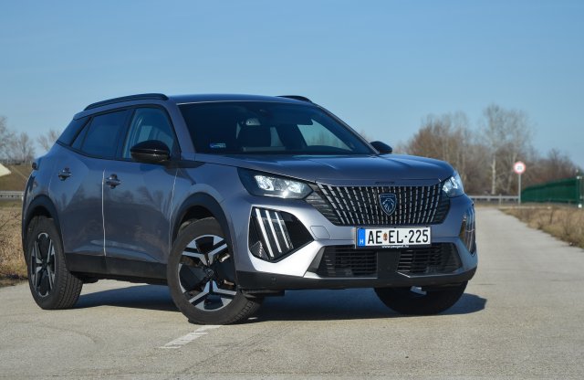 Teszten a megújult Peugeot 2008!
