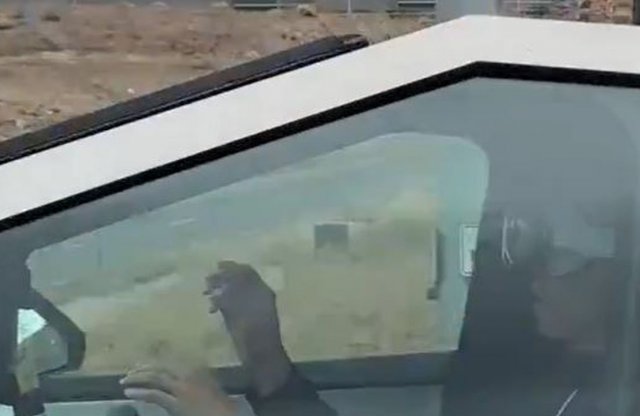 VR szemüvegben vezetni? Ezért nagyon rossz ötlet!