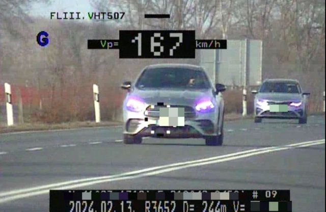 167 km/órával mértek be egy Mercedest Tolna vármegyében
