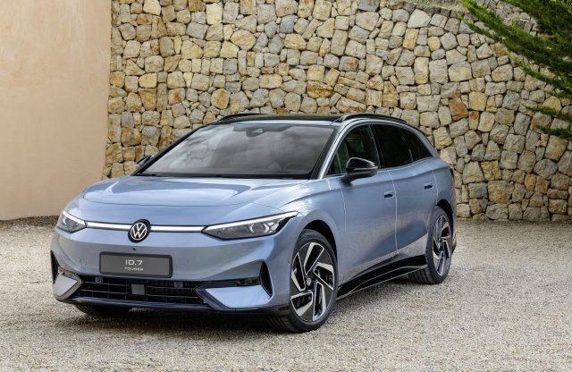 Hivatalosan is bemutatkozott a Volkswagen első villanykombija