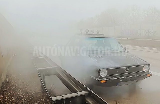 Belehalt a végsebesség-tesztbe az öreg Volkswagen