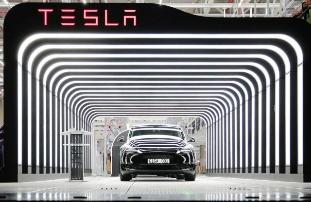 Tűzeset miatt kellett evakuálni a Tesla berlini gigagyárát