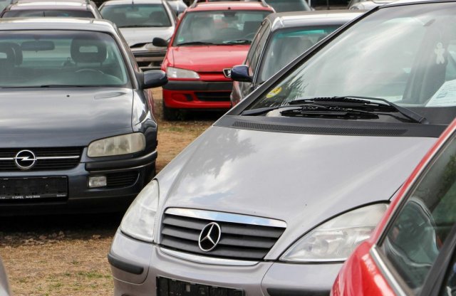 Negatív rekord: még sosem volt ennyire öreg a magyar járműpark!