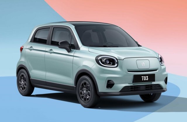 Egy kínai villanyautó szorítja ki a Fiat 500-at a saját gyárából