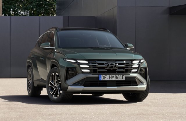 Kívül alig változik, bent viszont újjászületett a Hyundai Tucson