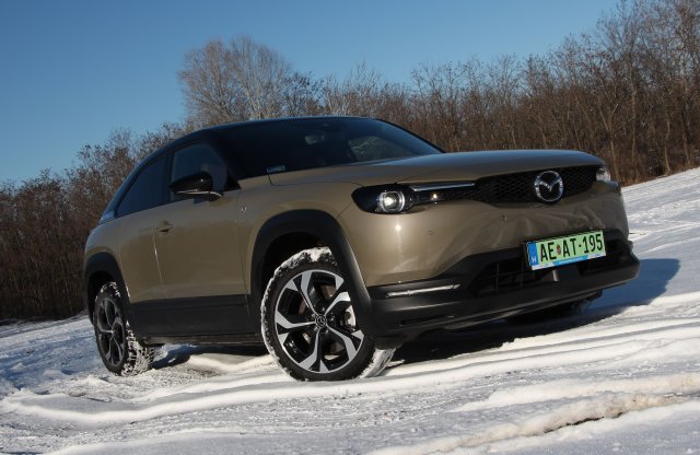 Zöldrendszámos álcával tért vissza a Wankel-motor