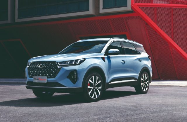 Átvennék a kínaiak, amit a Nissan Spanyolországban hagyott