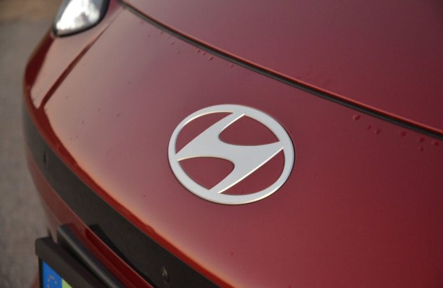 Előfizetéshez köthet néhány funkciót az autóiban a Hyundai