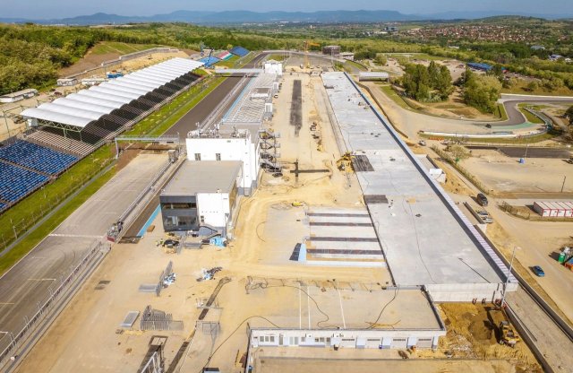 Így néz ki szűk két hónappal az F1-es futam előtt a Hungaroring!