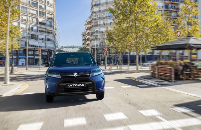 Alig használják, de nem tudnak lemondani a magyarok az autóról