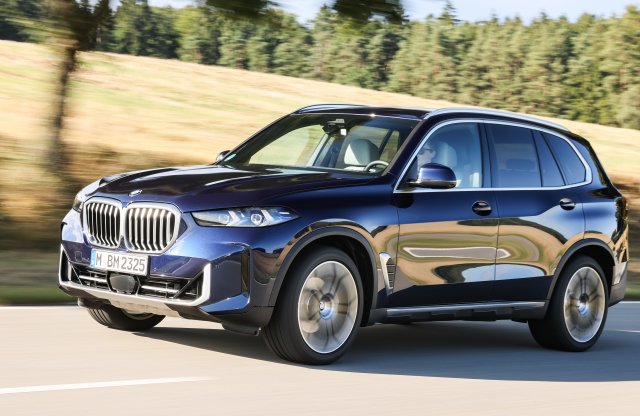 Mutatjuk, milyen frissítésekkel készül a BMW az idei nyárra!