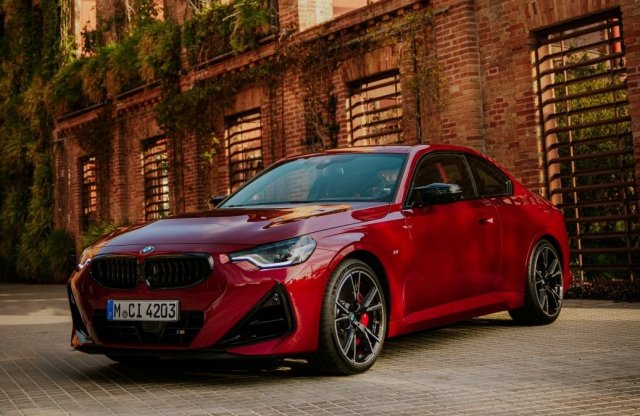 Keresd a változást! Megújult a 2-es BMW!