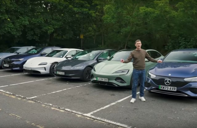 Ledöglésig hajtottak hat villanyautót a brit autópályán