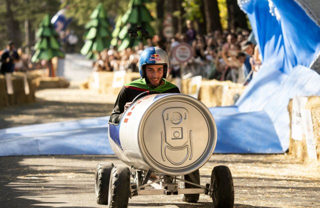 Sub Bass Monster nagykoncerttel vár az őrült járgányok versenye