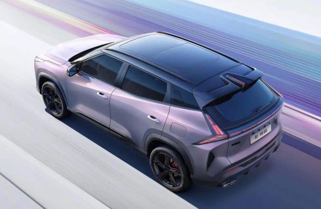 Ilyen egy 5 millió forintos kínai SUV!